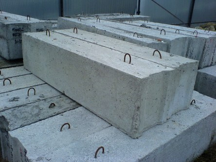 Блоки бетонные для стен подвала