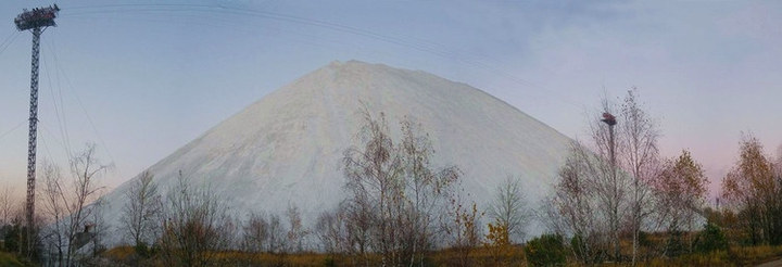 Белая гора фосфогипса